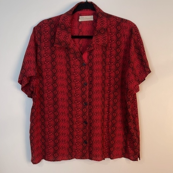UO Snake Print Short Sleeve Button Up - Picture 11 of 14